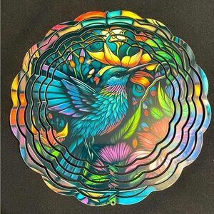 Beautiful Hummingbird Wind Spinner - NEW
